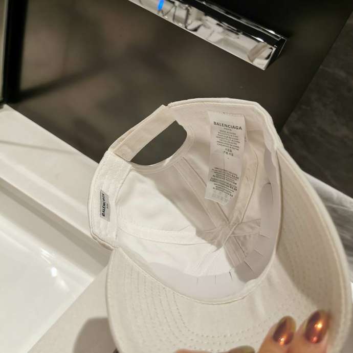 Picture of Balenciaga Cap _SKUBalenciagaCap35536
